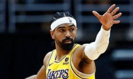 开云体育官网-文森特接受手术伤缺至少8周 他的湖人生涯已结束？